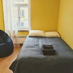 דירה Peaceful With Desk & Free Parking Near Center