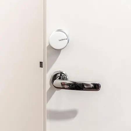 Peaceful With Desk & Free Parking Near Center Appartamento *