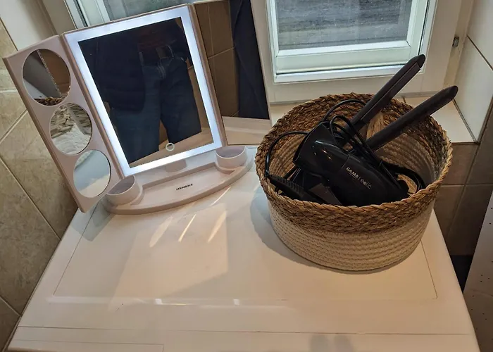 Peaceful With Desk & Free Parking Near Center * 塔林