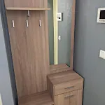 Appartamento Peaceful With Desk & Free Parking Near Center